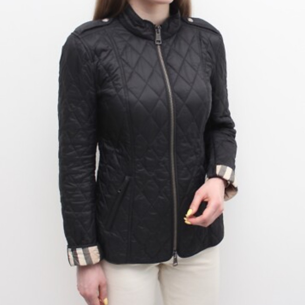 Burberry Black Quilted Jacket with Check Lining - Picture 7 of 7